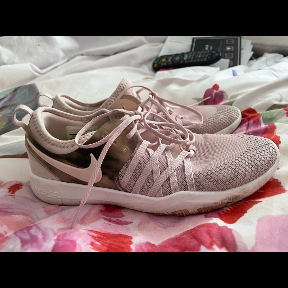 Nike Shoes Size 7  Very Good Condition